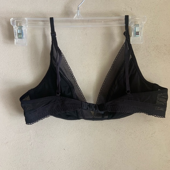 Bra - Picture 3 of 4